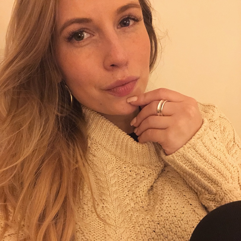 Meet your Posher, Stephanie